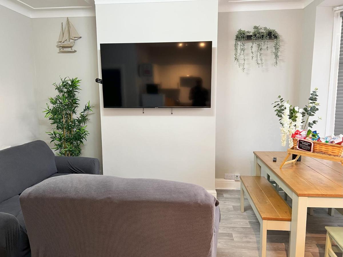 Kim Family Holiday Get-Away 4 Bedrooms 2 Baths Blackpool Kültér fotó