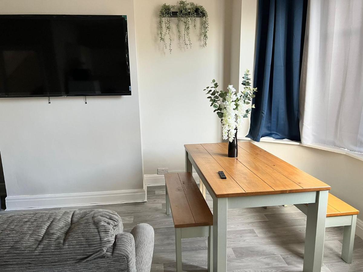 Kim Family Holiday Get-Away 4 Bedrooms 2 Baths Blackpool Kültér fotó