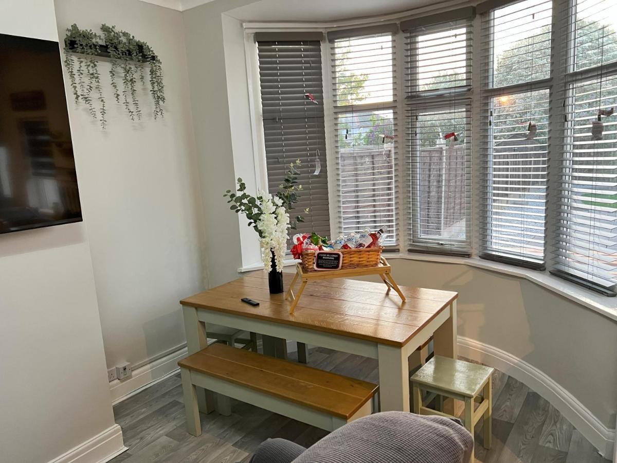 Kim Family Holiday Get-Away 4 Bedrooms 2 Baths Blackpool Kültér fotó